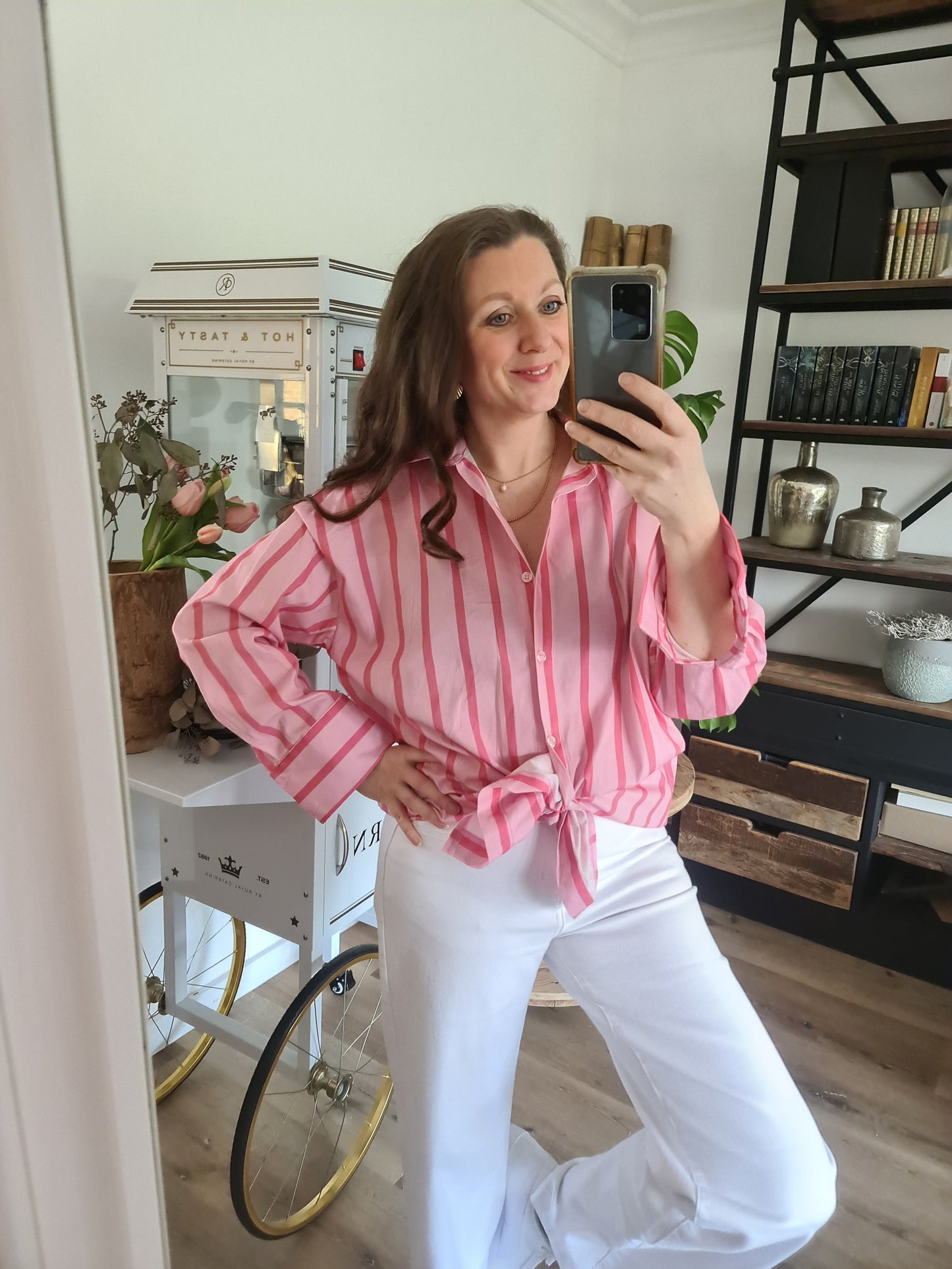 Bluse mit Stickerei