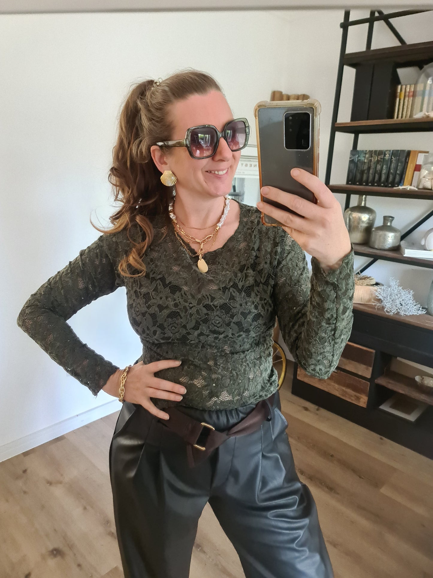 Spitzenoberteil khaki
