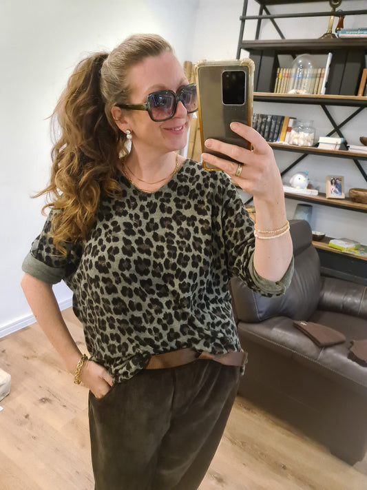Feinstrick Pulli Leo grün